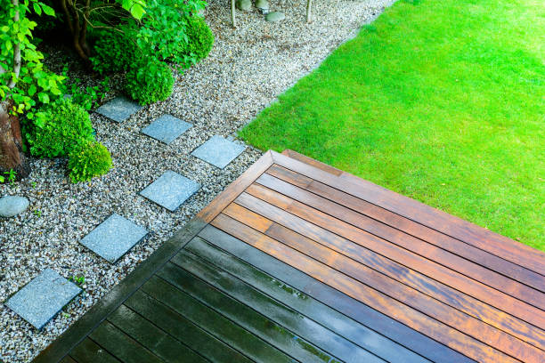 Best Pool Deck Cleaning  in Minneola, FL